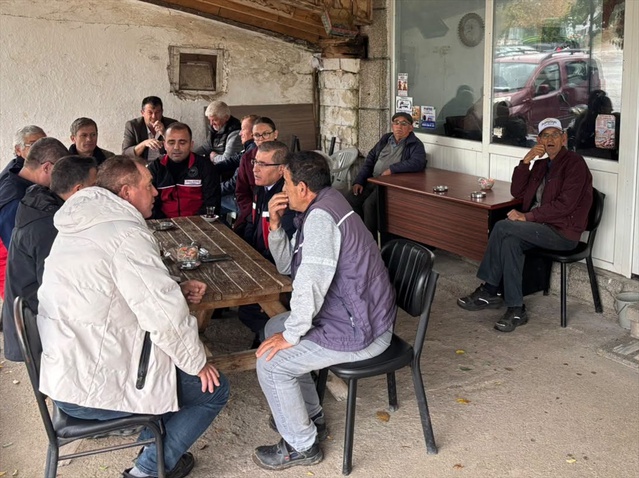 Edirne Tarım ve Orman Müdürü Köse, Yolageldi'de üreticilerin taleplerini dinledi