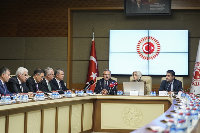 TBMM'de okul saldırıları komisyonunun yeni başkanı AK Partili İsa Mesih Şahin oldu