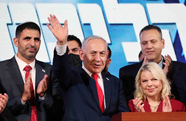 İsrail'de oyların yüzde 57,3'ü sayılırken Netanyahu'nun bloğu 55 sandalye elde etti