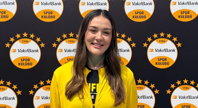 Zehra Güneş, VakıfBank ile sezona kupayla başlamayı motivasyon olarak değerlendirdi