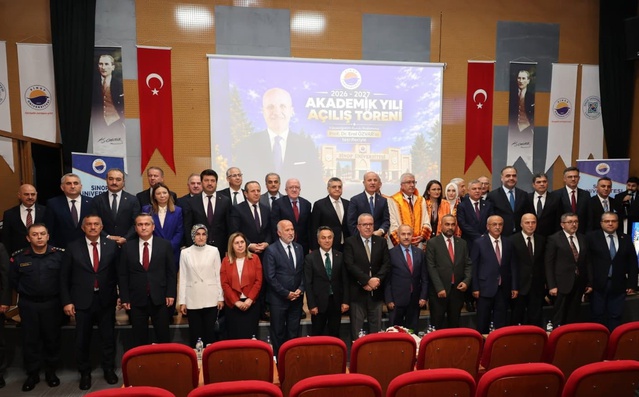 YÖK Başkanı Özvar, Sinop'ta üniversitelerin dijital dönüşüm sorumluluğunu vurguladı