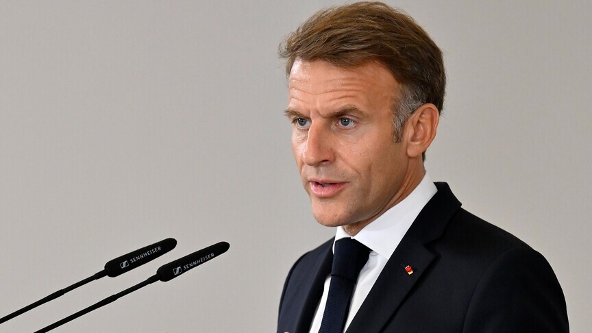 Fransa Cumhurbaşkanı Macron: Sosyal medya demokrasilerimize zarar veriyor