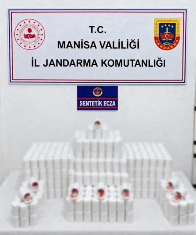 Manisa Şehzadeler'de ikamette 42 bin 534 sentetik hap bulundu, O.U. tutuklandı