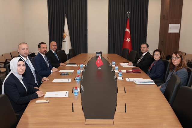 AK Partili Zorlu, Dışişleri Bakan Yardımcısı Ekinci ve TDT Genel Müdürü Oral ile görüştü
