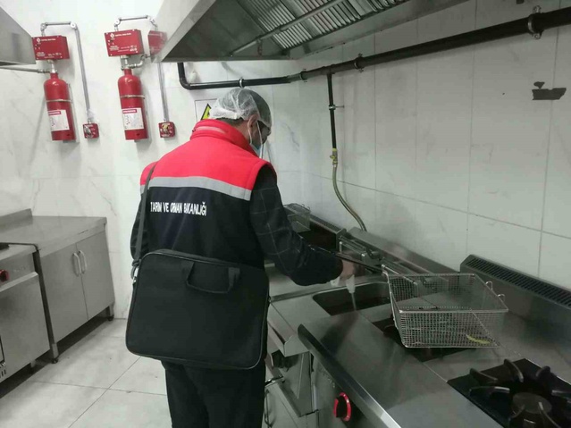 Erzurum'da bir haftada 349 gıda işletmesi denetlendi, 5 üründen numune alındı