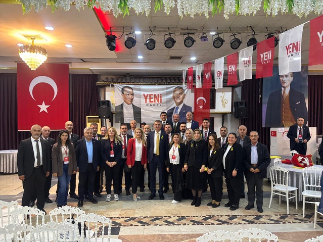 Polatlı'da Yeni Parti kongresinde ilçe başkanlığını 196 oyla Mehmet Cem Özkan kazandı