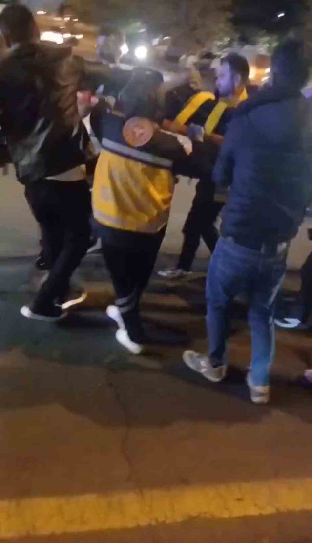 Nevşehir'de otomobil ile motosiklet çarpıştı, motosikletteki 2 kişi yaralandı