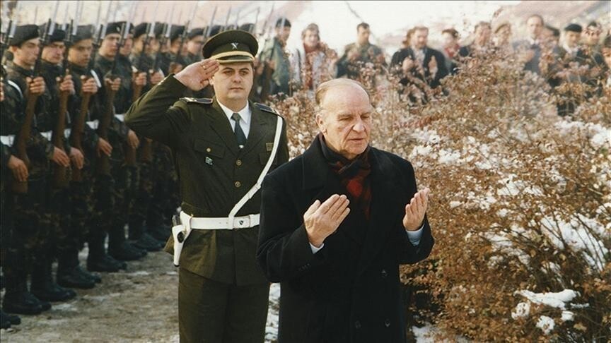 Hapishaneden devlet başkanlığına uzanan bir ömür: Aliya İzetbegoviç