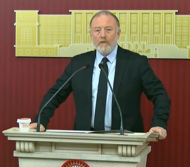 DEM Partili Temelli demokrasiyle barışık cumhuriyete eşit yurttaşlık vurgusu yaptı