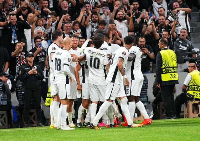 Yarın Kocaelispor'u konuk edecek Beşiktaş, 29 günde 8 maça çıkacak