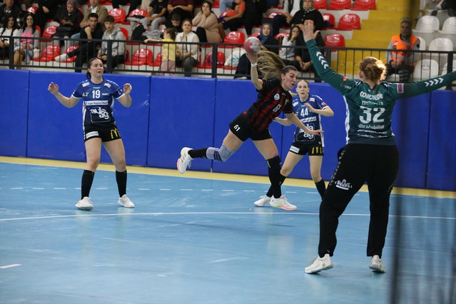 Odunpazarı, LK Zug'a 31-29 yenilip EHF Kadınlar Avrupa Kupası'na veda etti