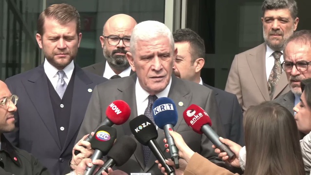 İYİ Parti lideri Dervişoğlu, Bahçeli'yle kol kola görüntüye insani davranış dedi