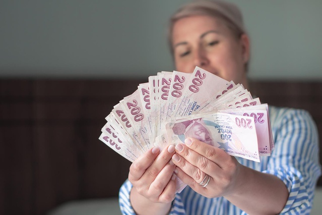 Emeklilere ek zam mı geliyor? Bütçedeki yüzde 66'lık detay heyecan yarattı
