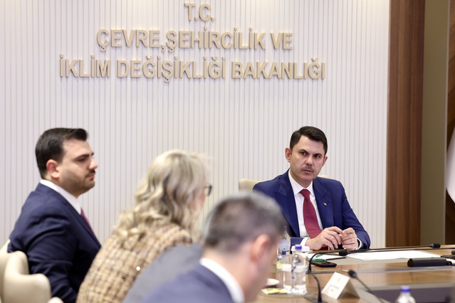 Bakan Kurum, İzmir'in kentsel dönüşüm ve Körfez Eylem Planı'nı bakanlıkta ele aldı