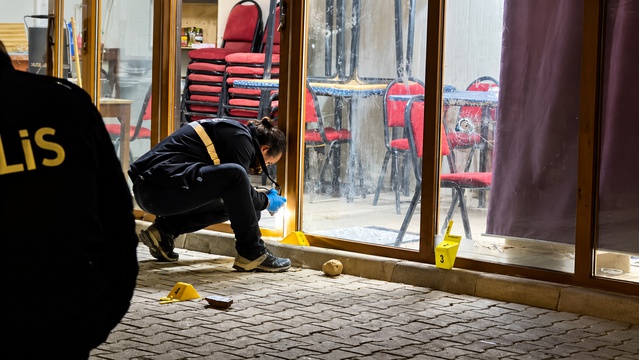 Malatya Battalgazi'de iki kadın silahlı kavgada yaralandı, kaçan şüpheli aranıyor