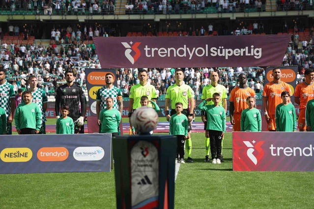 Süper Lig'de 7. hafta 24 golle sona erdi; üç büyükler sahadan galibiyetle ayrıldı