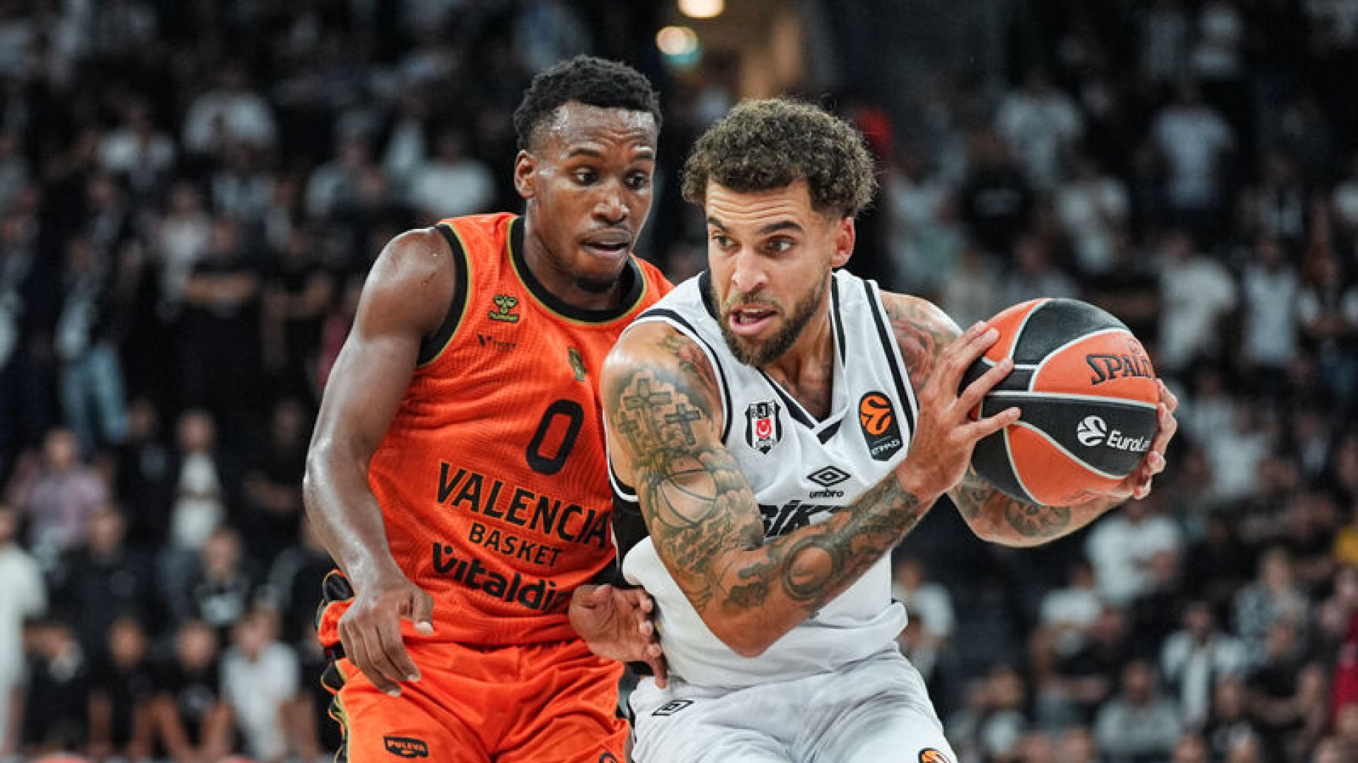 Beşiktaş İtalya'da galibiyet peşinde!