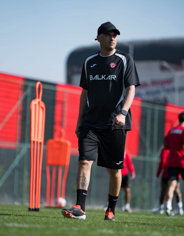 ARCA Çorum FK, Göztepe deplasmanı hazırlığında Burak Yılmaz'la pas ve koşu çalıştı