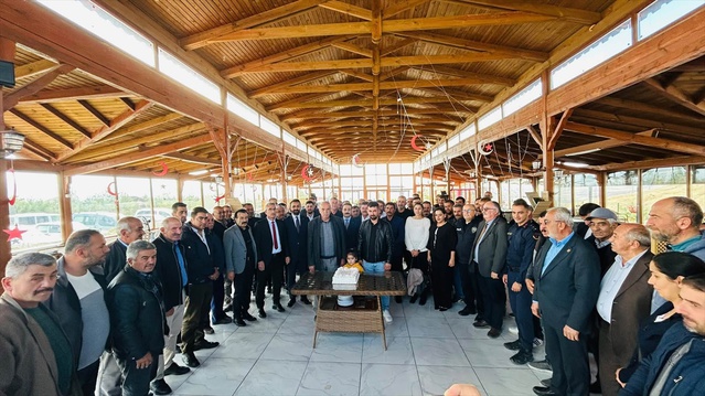 Sivas'ın Zara ve Gemerek ilçelerinde 19 Ekim Muhtarlar Günü törenle kutlandı