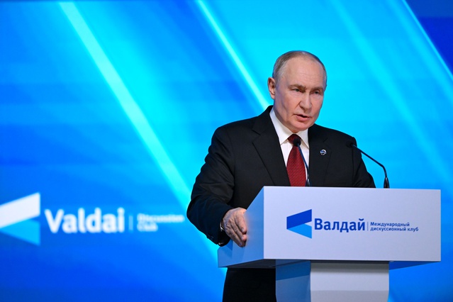 Putin, 40.000 tonluk ilk dizel tankerinin 2-3 gün içinde yola çıkacağını açıkladı