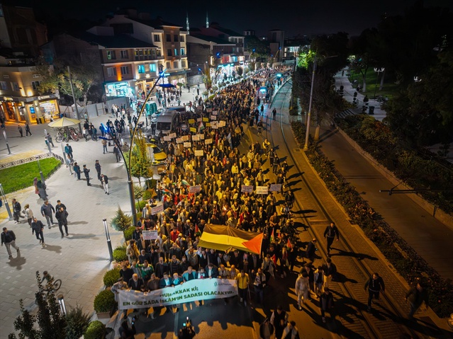 Konya'da Gazze protestosunda Netanyahu'nun BM kürsüsüne çıkması eleştirildi