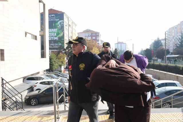 Eskişehir merkezli fuhuş operasyonunda 17 şüpheli adliyeye sevk edildi
