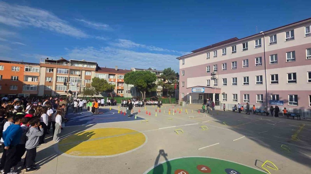 Bandırma'da öğrencilere sağlık eğitimi verildi, Sağlık Elçisi Belgesi dağıtıldı