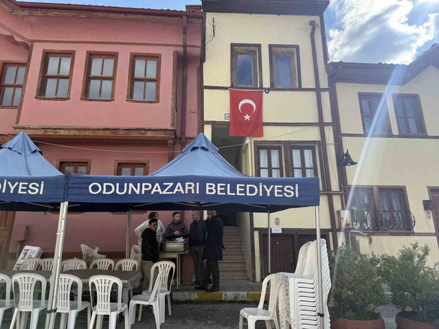 Eskişehir'de 3 dönemlik muhtar 69 yaşında Muhtarlar Günü'nde hayatını kaybetti