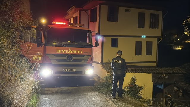 Safranbolu'da 200 yıllık tarihi konağın giriş katındaki yangın söndürüldü