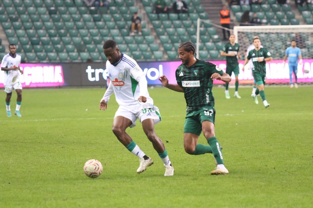 Kocaelispor-Çaykur Rizespor 0-0 bitti, Berkan Kutlu'nun golü ofsaytla sayılmadı
