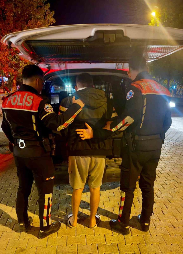 Muğla'da 28 Eylül-5 Ekim operasyonlarında yakalanan 121 kişi cezaevine teslim edildi