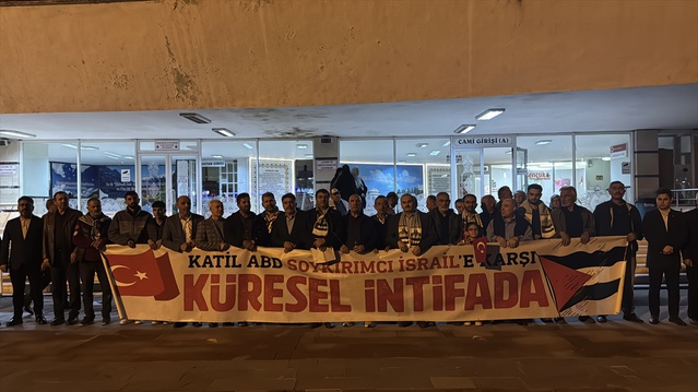 Erzincan'da Filistin bayraklı grup Gazze'yi protesto için konvoyla tur attı