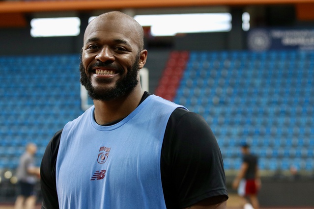 Trabzonspor'un ABD'li oyuncusu Xavier Tillman, lig ve Avrupa'da şampiyonluk istiyor