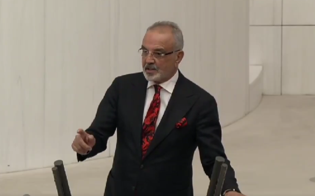 Sırrı Sakık, ağabeyi ve iki çocuğun faili meçhul dosyaları için Bakanlığa dilekçe verdi