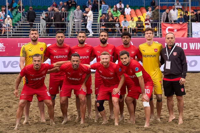 Alanya Belediyespor, CY Limon'u 11-2 yenip grup lideri olarak son 16'ya kaldı