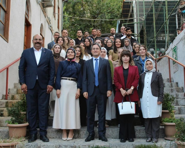 Kemaliye'de 2026-2027 eğitim yılı toplantısında Kaymakam Arıkan öğretmenlerle buluştu