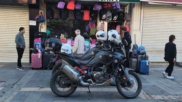 Iğdır'da ayakkabı mağazasındaki kavgada 1 kişi muşta ve kesici aletlerle yaralandı