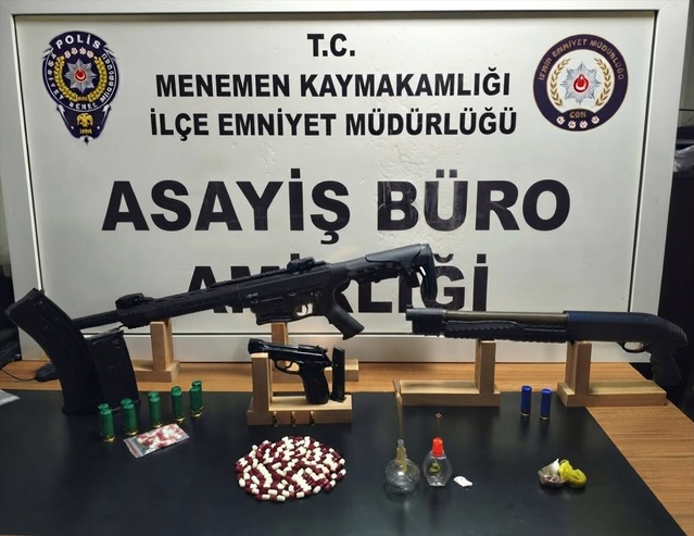 İzmir Menemen'de uyuşturucuyla mücadele operasyonunda 44 şüpheli gözaltına alındı