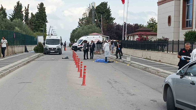Yalova Adliyesi önündeki Halis Turan cinayeti davasında 4 sanık hakim karşısına çıktı