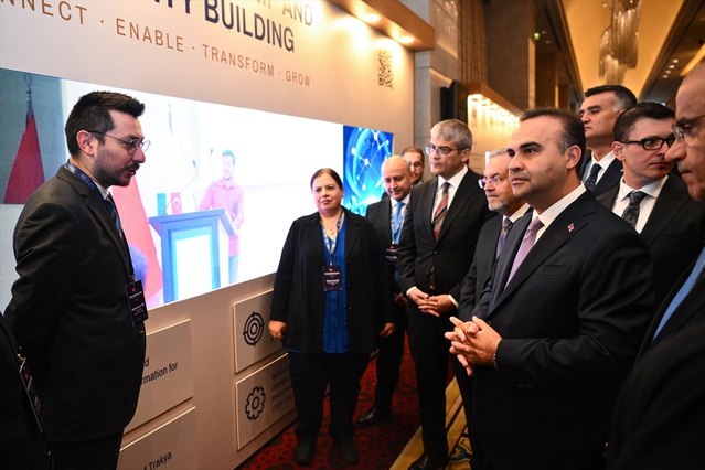 Bakan Kacır, 23 şehirde 43 projeye 260 milyon avro kaynak sağlandığını açıkladı