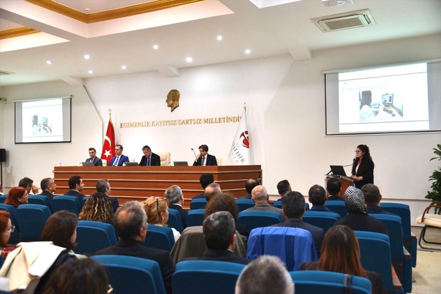 Eskişehir'de bağımlılıkla mücadele toplantısında BAHAR Merkezi'nin katkısı vurgulandı