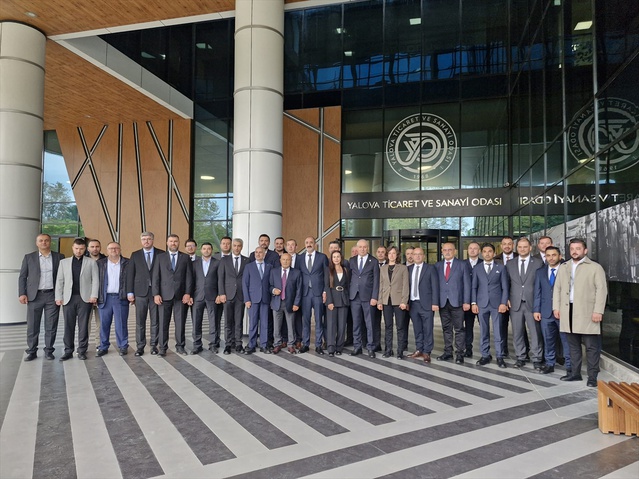 YTSO'da 36 meclis üyesinin katıldığı seçimde Cemil Demiryürek yeniden başkan seçildi