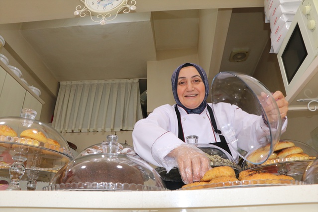 Canan Yaşar, Çankırı'da 39. Ahilik Haftası'nda ilk kadın Yılın Ahisi oldu