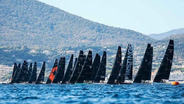 Eker Süzme Yelken Takımı, ilk Cape 31 Gold Cup şampiyonluğunu 17 puan farkla kazandı