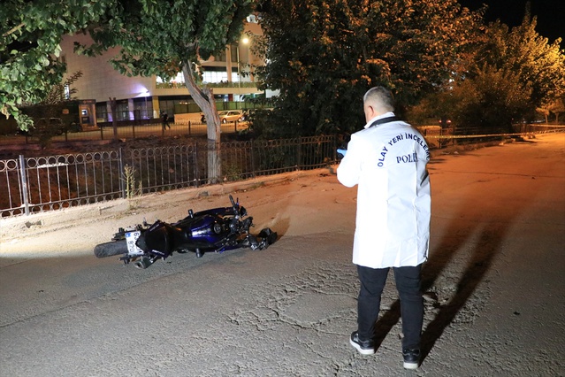Kilis'te motosiklet devrildi, ağır yaralanan sürücü hastaneye kaldırıldı
