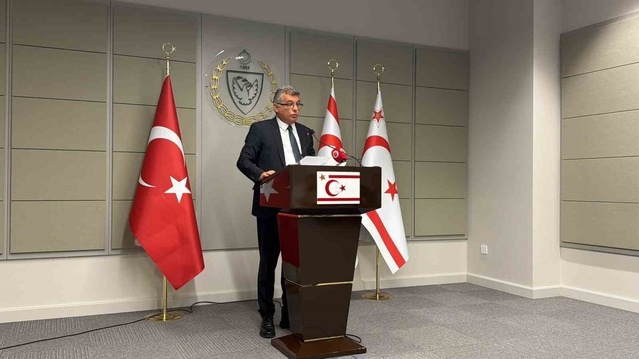 Erhürman, Rum liderden dönüşümlü başkanlığı şartsız kabul etmesini istedi