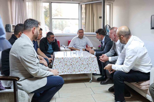 Bursa Büyükşehir Başkan Vekili Biba, Akhisar kazasında yaralıları ziyaret etti