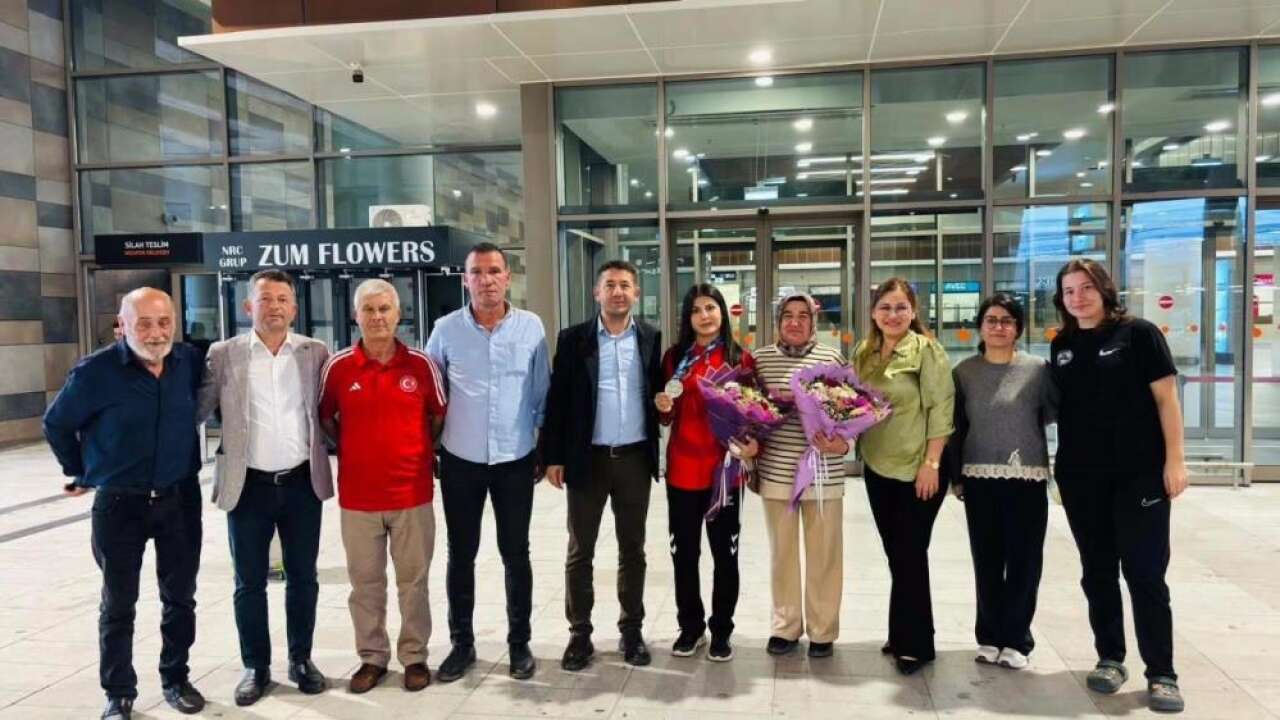 Milli güreşçi Damla Ünal, Balkan Şampiyonası’nda ikinci oldu