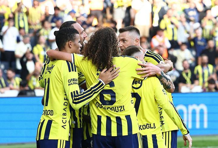 Fenerbahçe, bir sonraki araya kadar 8 zorlu maça çıkacak