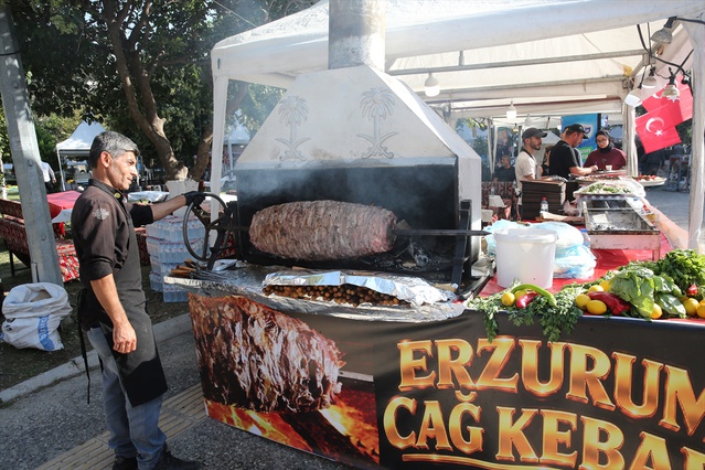 Hatay'da Gastro Antakya Festivali kortejle başladı, 25 Ekim'e kadar sürecek